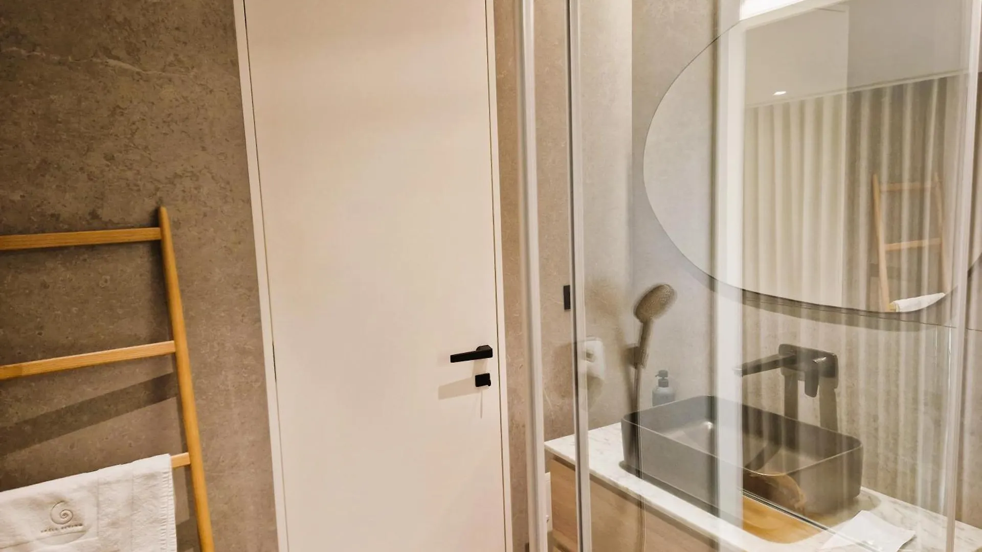 Shell Living - Infinity Loft Villa Funchal  0*, Funchal (Madeira) Portugal